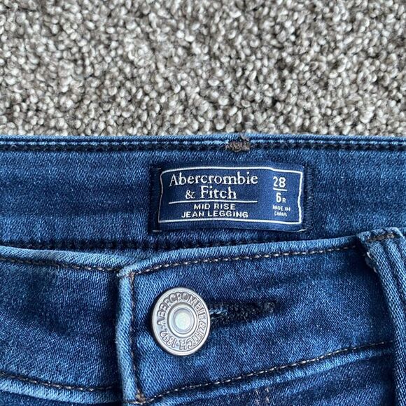 Abercrombie & Fitch Mid-Rise Jean Leggings - Size 28 (6R) - Picture 4 of 8